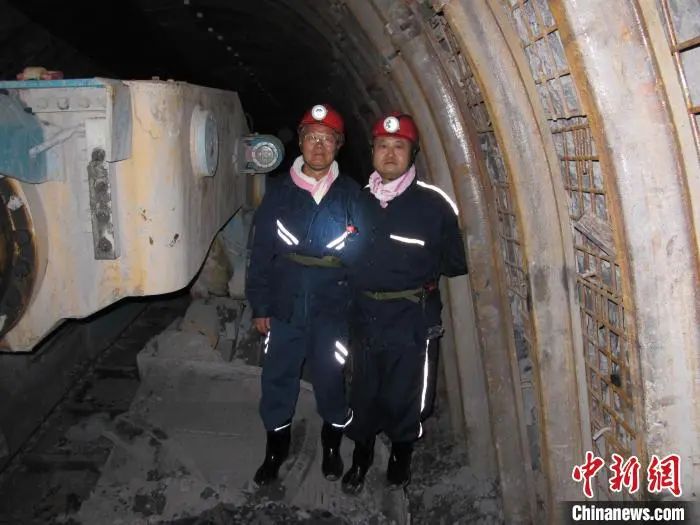 媒体聚焦 | 中新社专访——UED在线官网网页版(中国)唯一官方网站智能创始人何清华：向着太阳奔跑的筑梦人