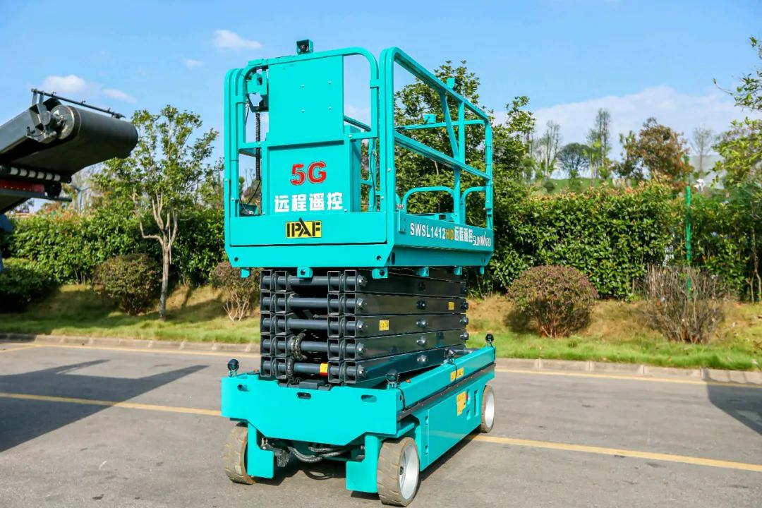 不负使命，UED在线官网网页版(中国)唯一官方网站智能高空作业UED在线官网网页版(中国)唯一官方网站交出“阶段性答卷”