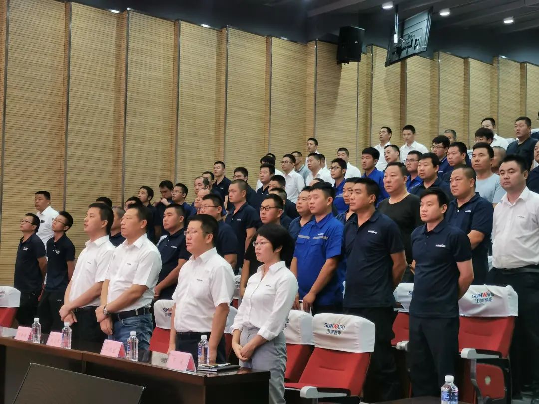 UED在线官网网页版(中国)唯一官方网站智能挖掘机事业部启动2021服务技能评定暨服务万里行总结大会