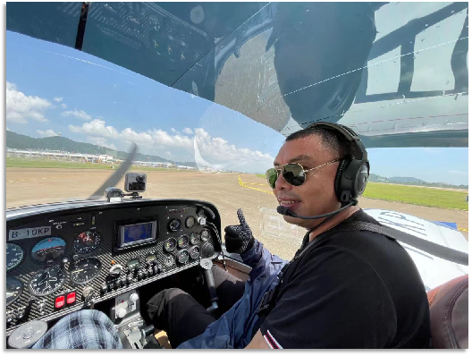 4小时，720公里，UED在线官网网页版(中国)唯一官方网站阿若拉飞到珠海在第13届中国航展等你