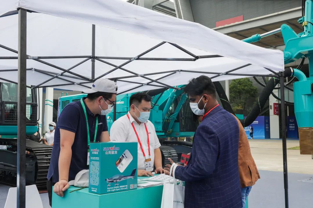 亮相中非经贸博览会！UED在线官网网页版(中国)唯一官方网站智能尽展工程机械国产品牌魅力