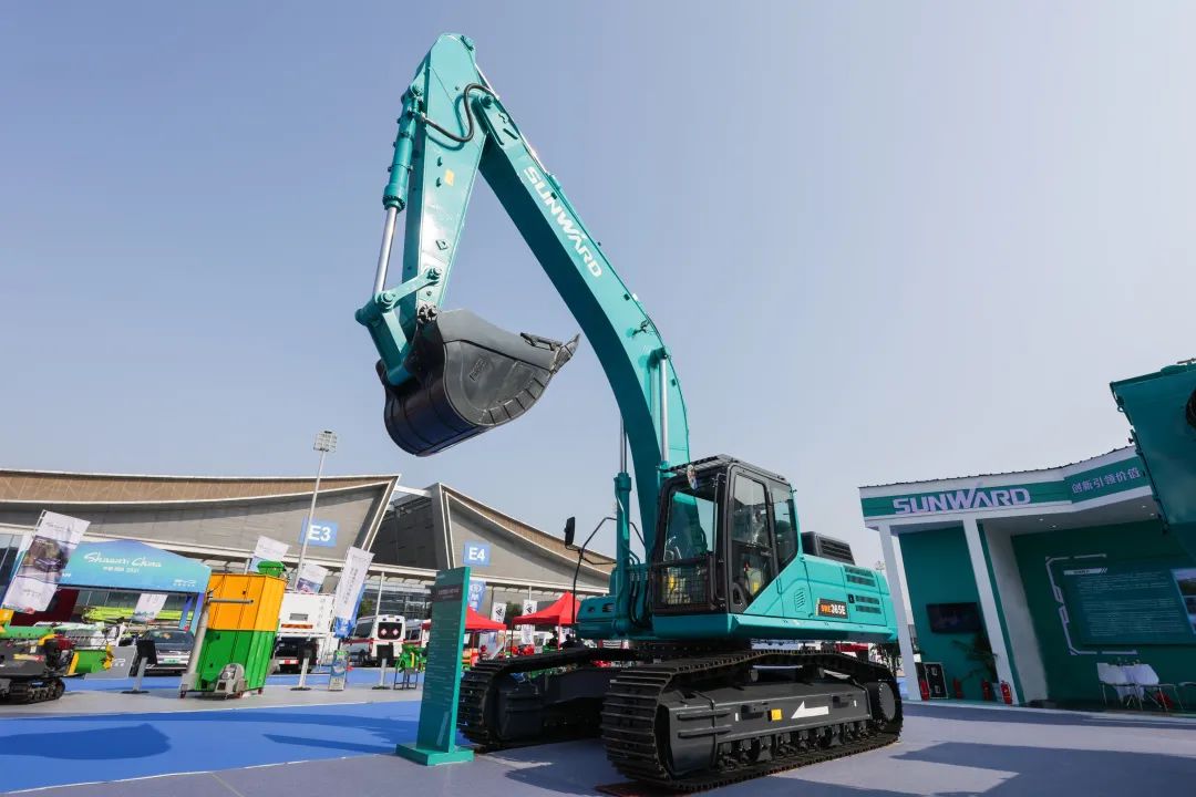 亮相中非经贸博览会！UED在线官网网页版(中国)唯一官方网站智能尽展工程机械国产品牌魅力