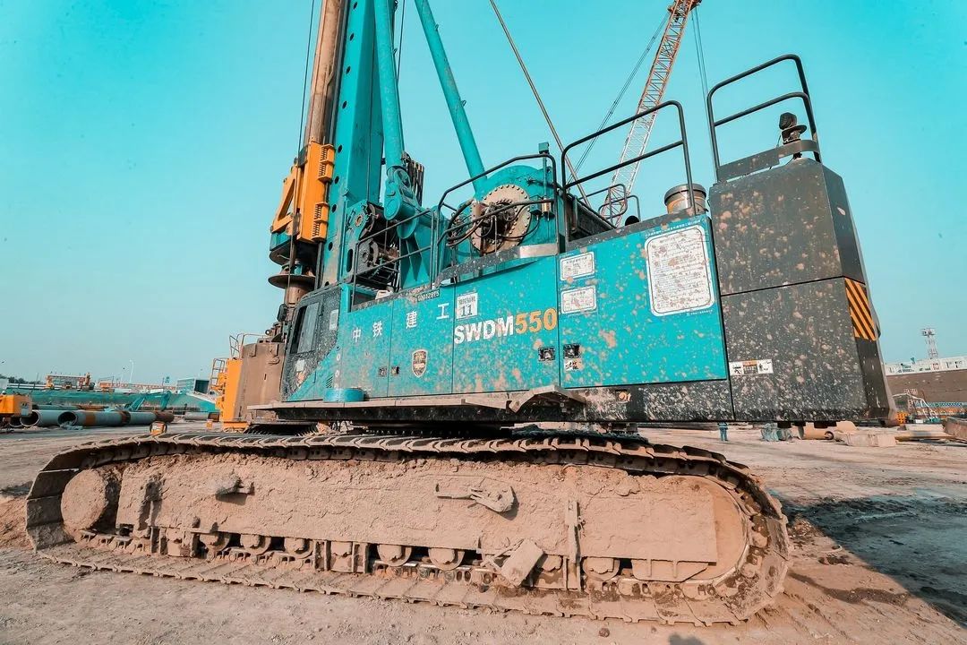 大国重器！UED在线官网网页版(中国)唯一官方网站智能超级装备助力北京城市副中心综合交通枢纽站建设