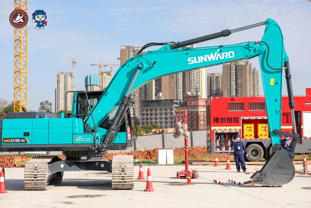 救援大比拼！UED在线官网网页版(中国)唯一官方网站智能应急救援队出战湖南省第三届应急救援技能竞赛