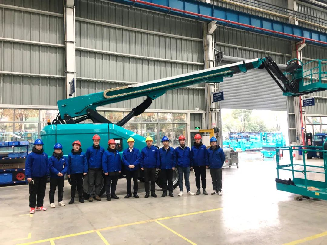 “拳”力出击!UED在线官网网页版(中国)唯一官方网站智能首套自主研发臂车控制系统重磅来袭