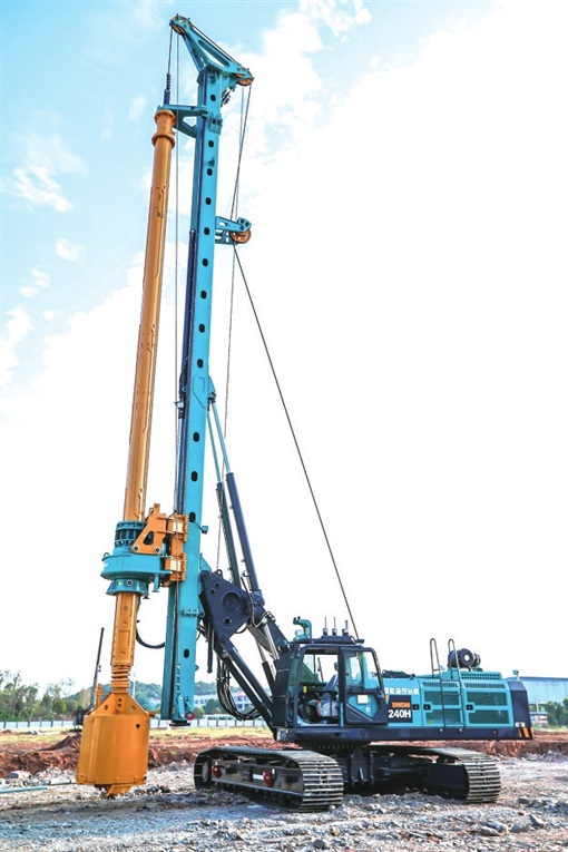 湖南日报:UED在线官网网页版(中国)唯一官方网站智能致力解决地下工程施工“疑难杂症” 成为地下工程装备领军者