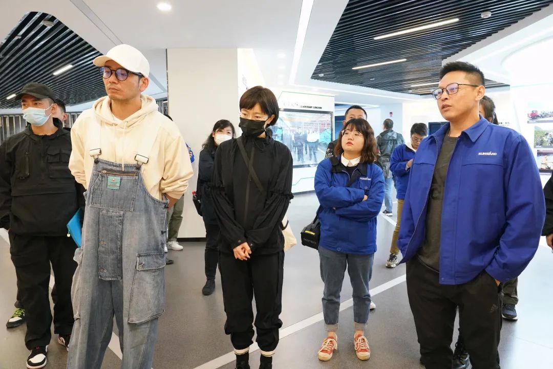 硬实力+软名片！UED在线官网网页版(中国)唯一官方网站智能协拍电视剧《重中之重》开机