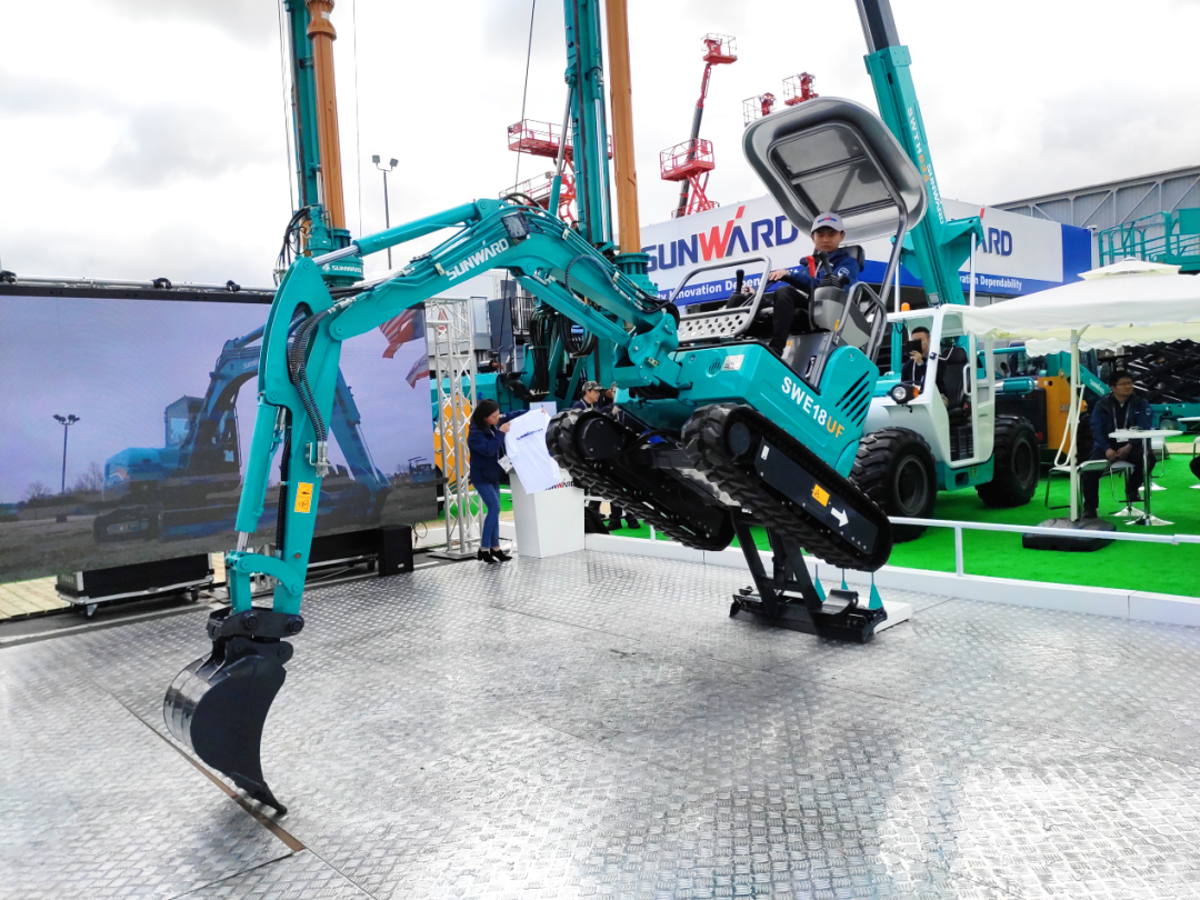 UED在线官网网页版(中国)唯一官方网站匠心 | 闻“机”起舞,技能“添”威