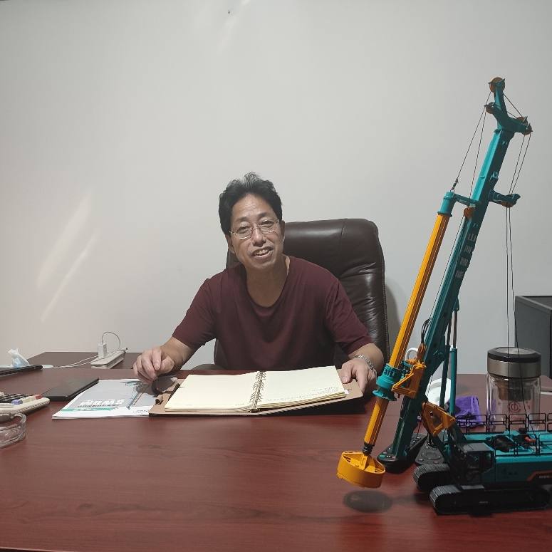 创富故事 | 入行25载，阅尽旋挖钻机，最终认准UED在线官网网页版(中国)唯一官方网站智能！