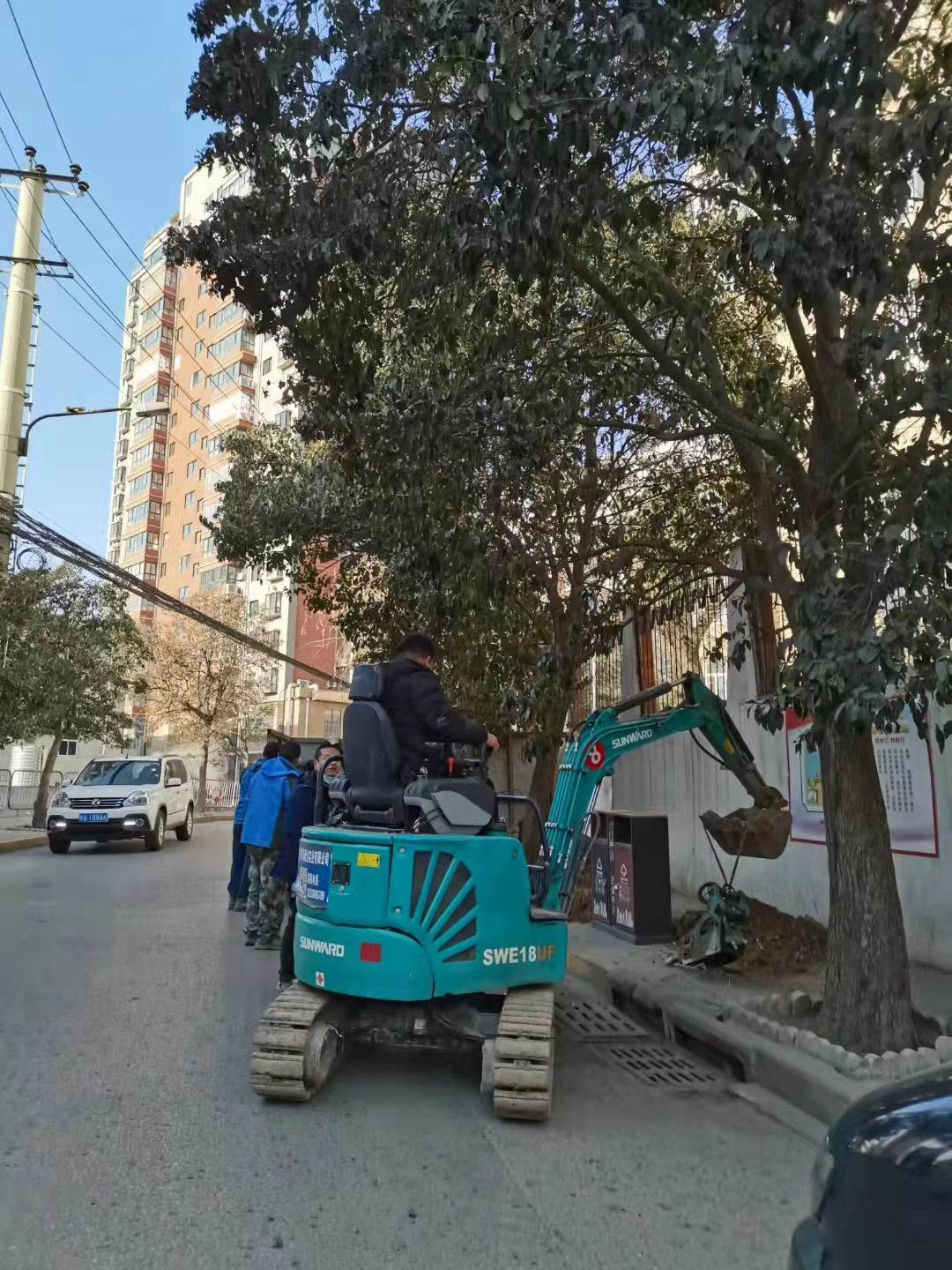 好服务、好UED在线官网网页版(中国)唯一官方网站！UED在线官网网页版(中国)唯一官方网站智能挖掘机再获客户追加订单