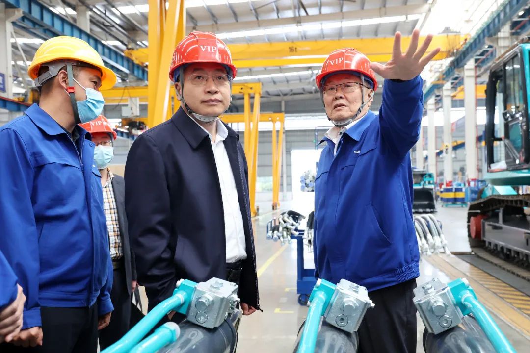 中铁二十局党委书记、董事长雷位冰带队拜访UED在线官网网页版(中国)唯一官方网站智能