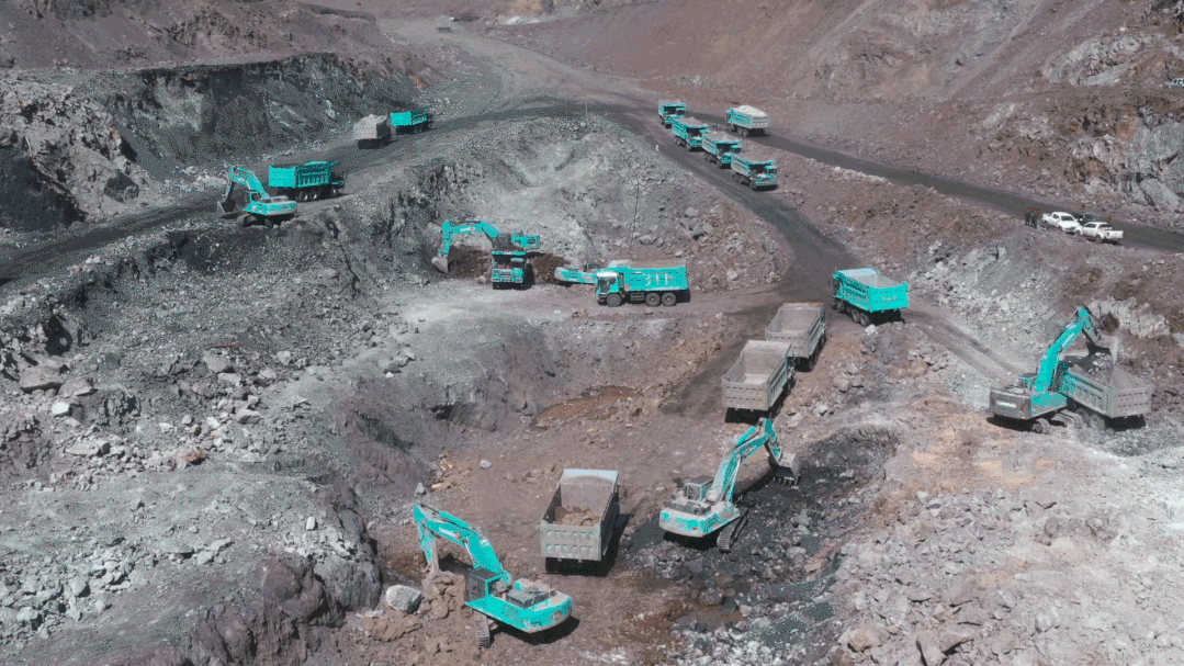 图集 | “UED在线官网网页版(中国)唯一官方网站绿”满矿山！UED在线官网网页版(中国)唯一官方网站智能矿山成套装备实力“亮剑”