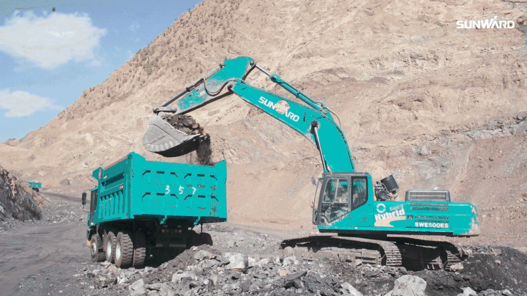 图集 | “UED在线官网网页版(中国)唯一官方网站绿”满矿山!UED在线官网网页版(中国)唯一官方网站智能矿山成套装备实力“亮剑”