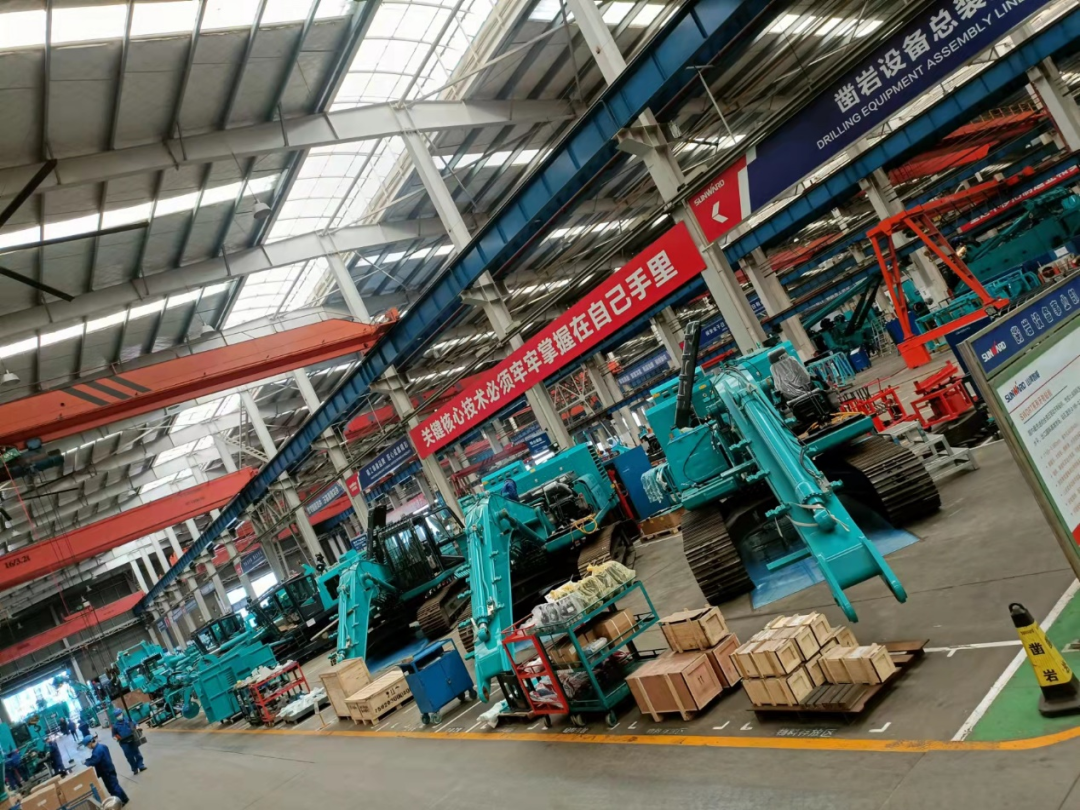 将奋斗进行到底!致敬UED在线官网网页版(中国)唯一官方网站劳动者