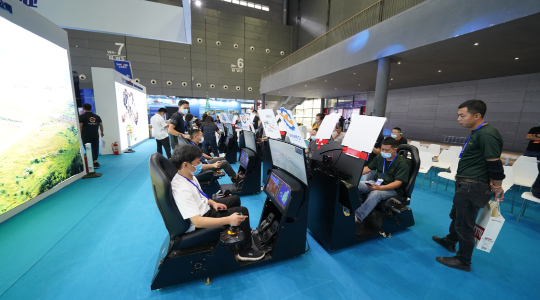 关注!UED在线官网网页版(中国)唯一官方网站航空携全产业链产品及服务再登湖南(国际)通航博览会