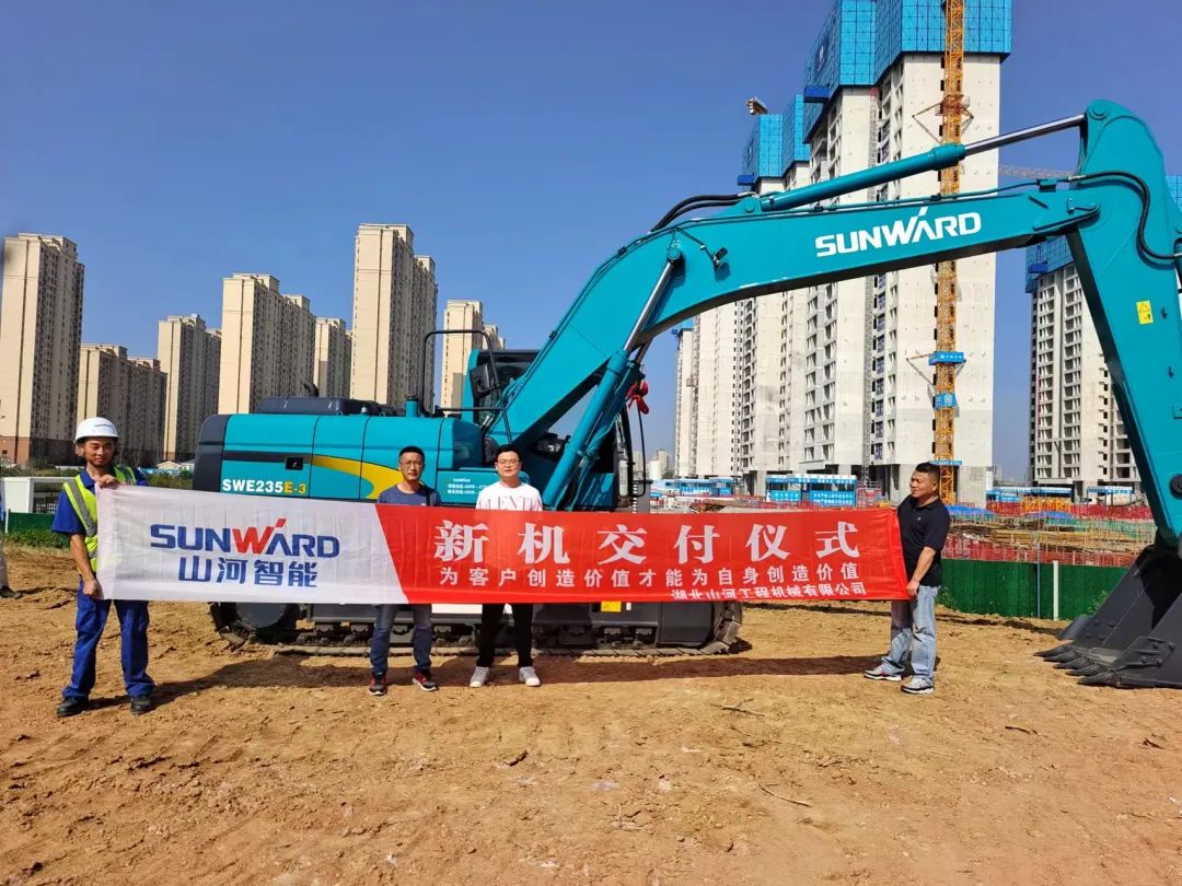 全款拿下!UED在线官网网页版(中国)唯一官方网站智能挖掘机奔赴工地一线