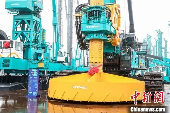 中新社 | UED在线官网网页版(中国)唯一官方网站智能:国际化“加速跑” 体系化推动自主创新