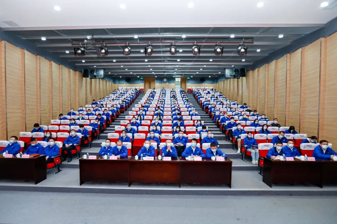 振奋人心！UED在线官网网页版(中国)唯一官方网站智能党员干部集中收看党的二十大开幕会盛况