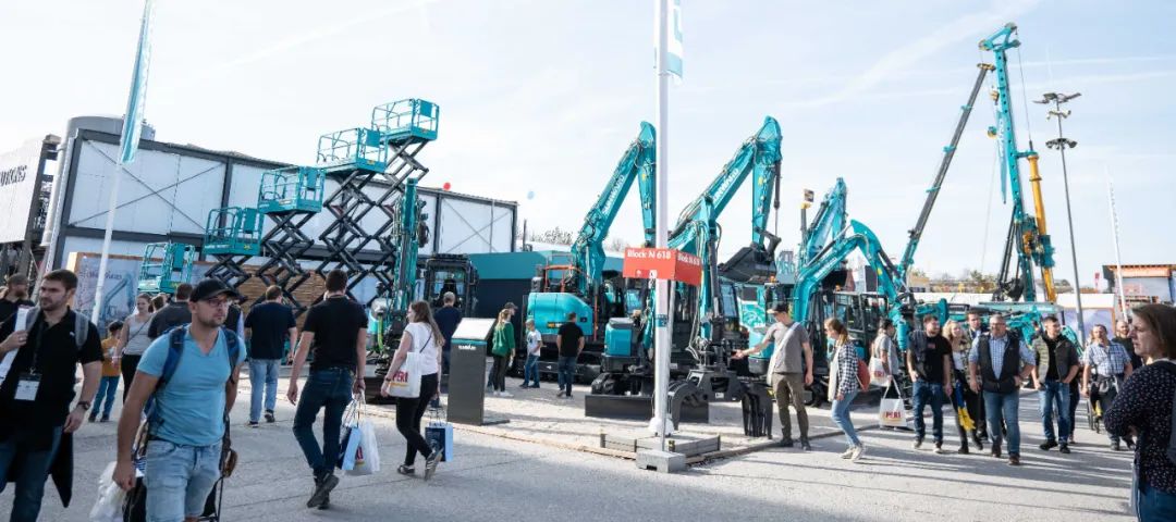 Bauma 2022 | 一组火热现场图带您重温UED在线官网网页版(中国)唯一官方网站智能德国宝马展之旅
