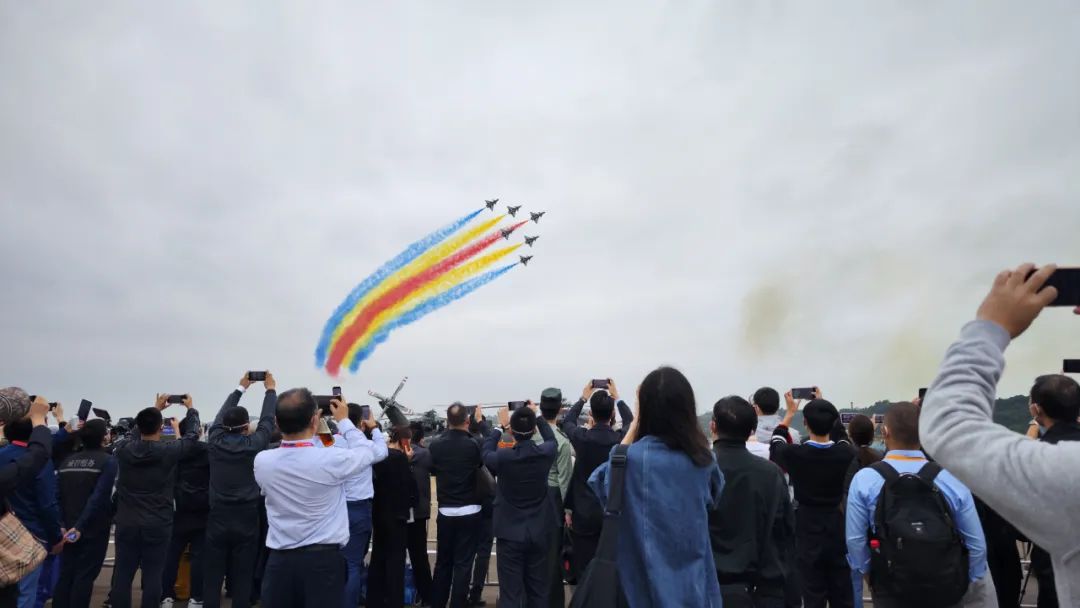 关注!UED在线官网网页版(中国)唯一官方网站科技携多款产品亮相第十四届珠海航展