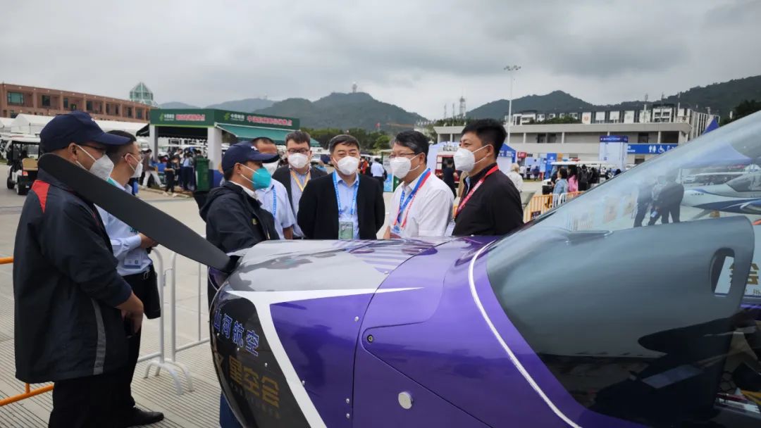 关注！UED在线官网网页版(中国)唯一官方网站科技携多款产品亮相第十四届珠海航展