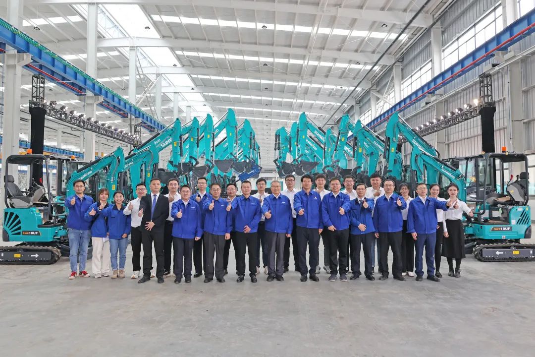 助力“双碳”目标!UED在线官网网页版(中国)唯一官方网站智能集中发布F系列国四挖掘机