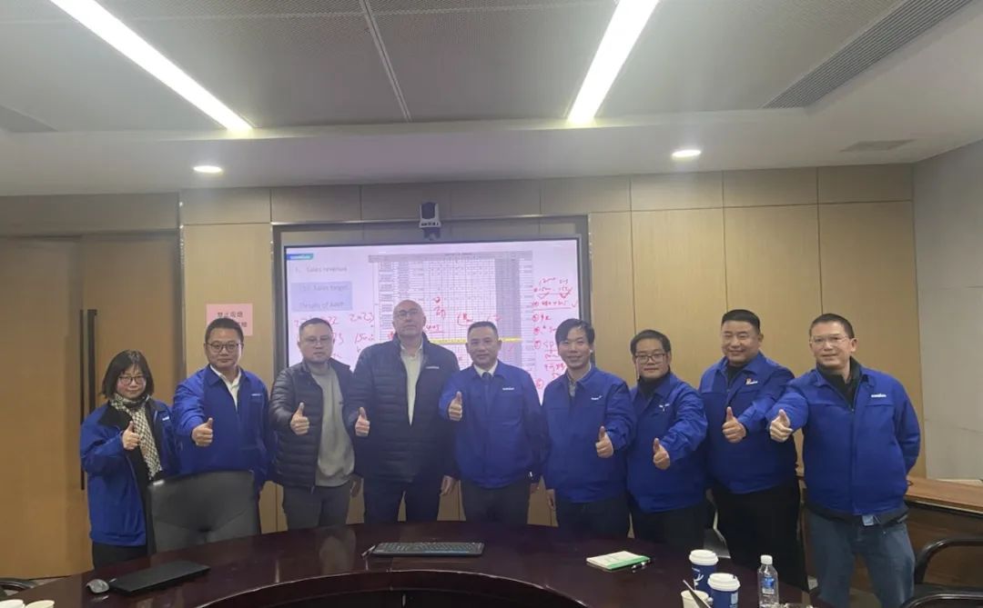 吹响复工“冲锋号”，全力冲刺“开门红”！UED在线官网网页版(中国)唯一官方网站智能高空机械复工复产进行时