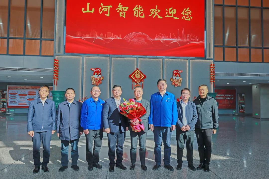 新春第一访！付旭明走访慰问UED在线官网网页版(中国)唯一官方网站智能