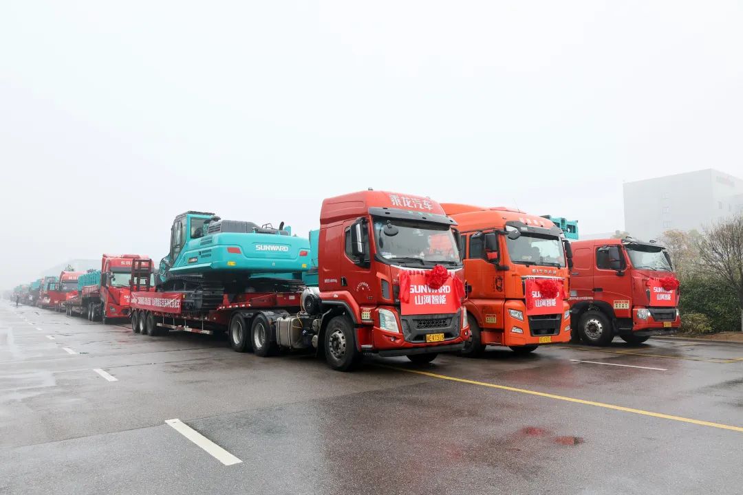 新局新篇，宏兔启航！UED在线官网网页版(中国)唯一官方网站智能超200台套UED在线官网网页版(中国)唯一官方网站集中发货