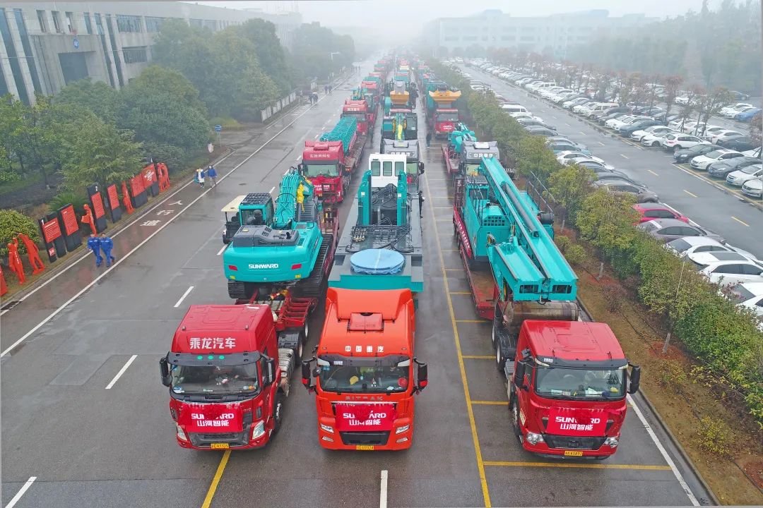 新局新篇，宏兔启航！UED在线官网网页版(中国)唯一官方网站智能超200台套UED在线官网网页版(中国)唯一官方网站集中发货