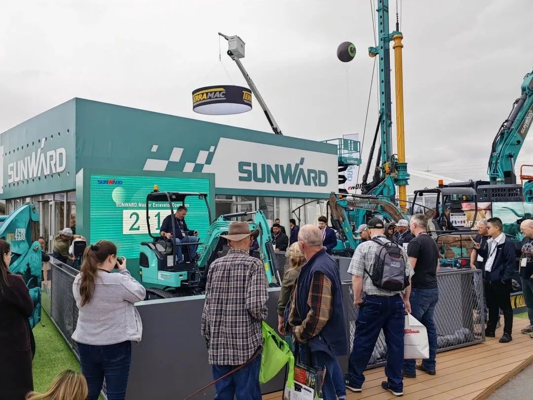 拉展直播 | “狂飙”美国!UED在线官网网页版(中国)唯一官方网站智能向世界展示中国制造硬实力