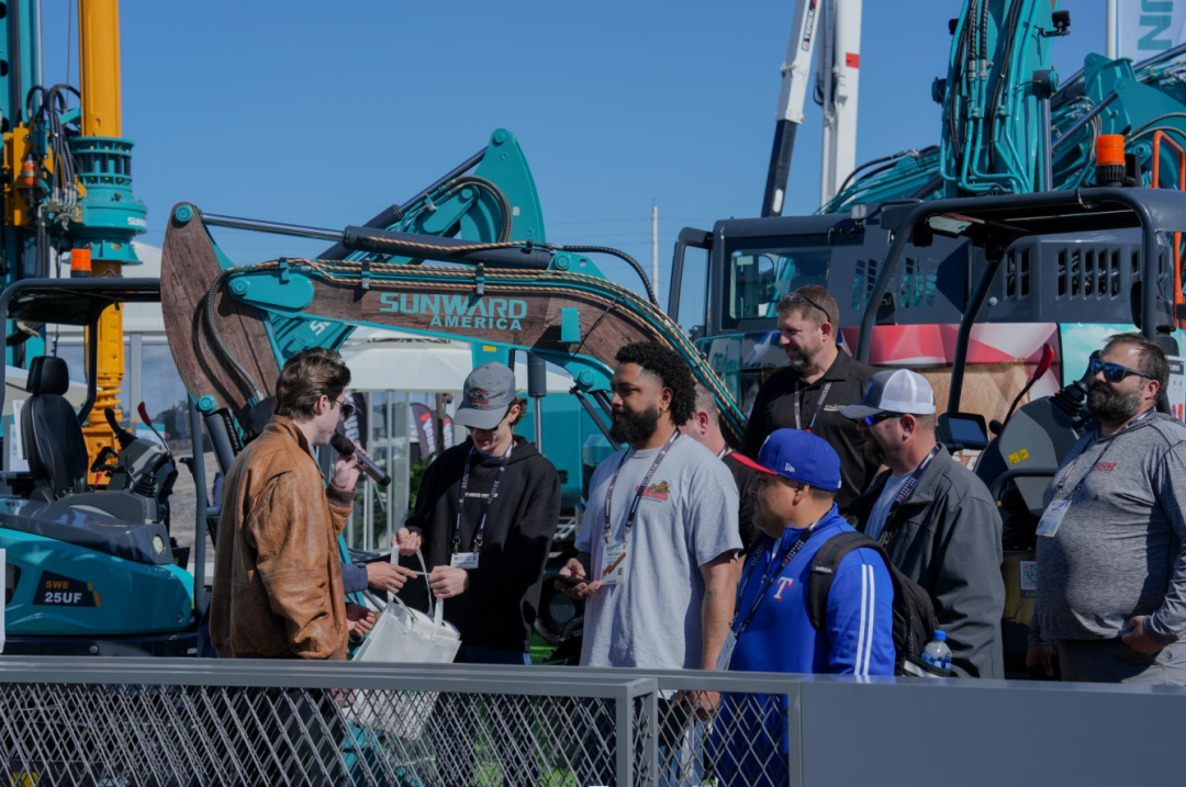 拉展直播 | 推动“中国制造”走向世界！UED在线官网网页版(中国)唯一官方网站智能2023美国拉展圆满收官