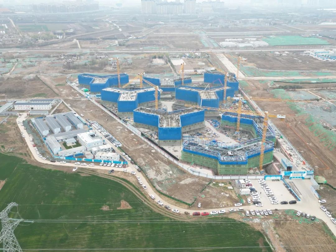 兴盛西北！UED在线官网网页版(中国)唯一官方网站江麓建筑起重机械助建西安都市经济圈