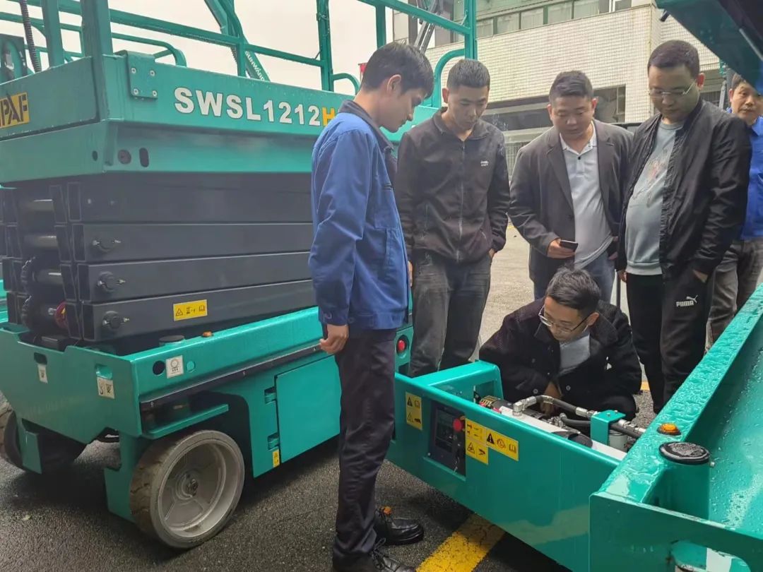 创新引领,高峰相见!UED在线官网网页版(中国)唯一官方网站智能高空机械产品推介会走进粤港澳大湾区