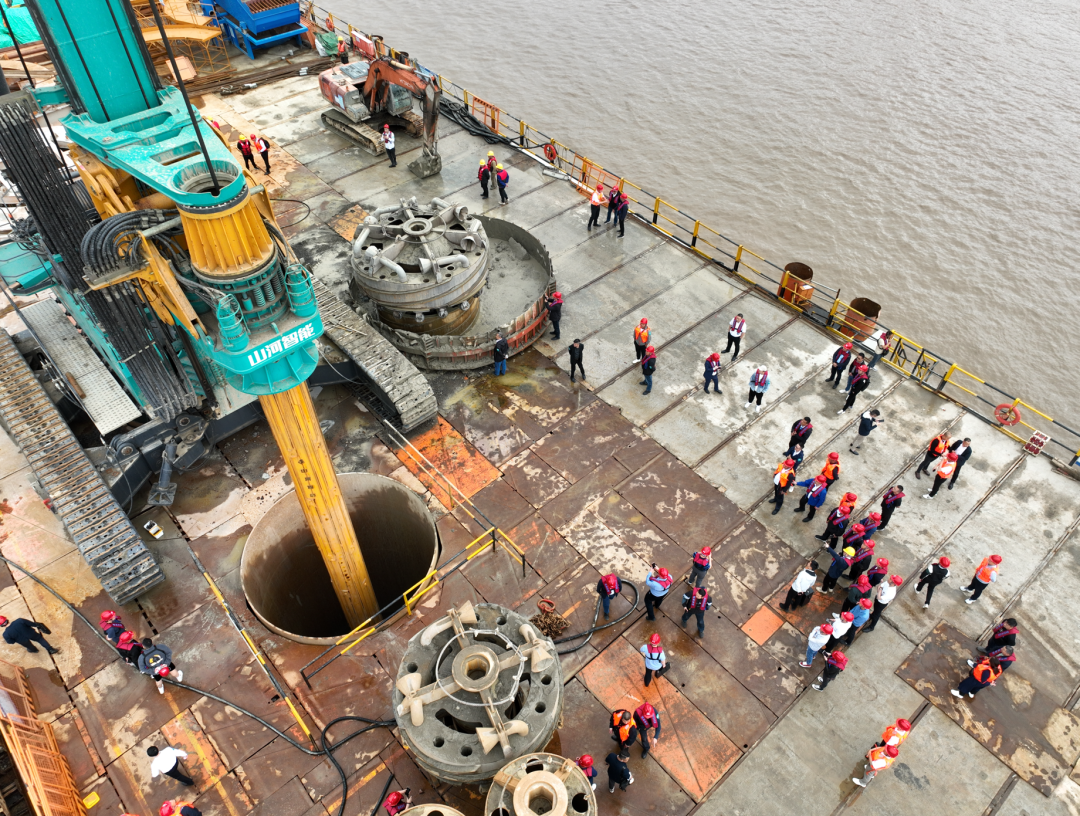 超级装备助建超级工程!UED在线官网网页版(中国)唯一官方网站智能超级旋挖钻机SWDM1280推介会成功举办