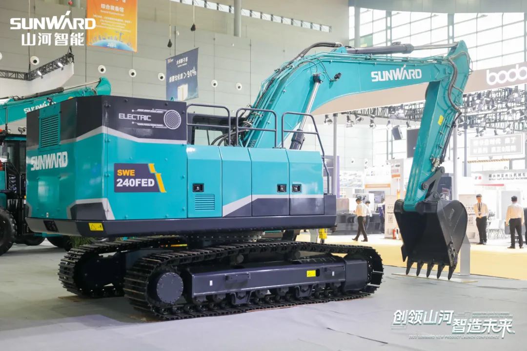 2023 CICEE | UED在线官网网页版(中国)唯一官方网站智能亮相2023长沙国际工程机械展!智能化、电动化产品站C位