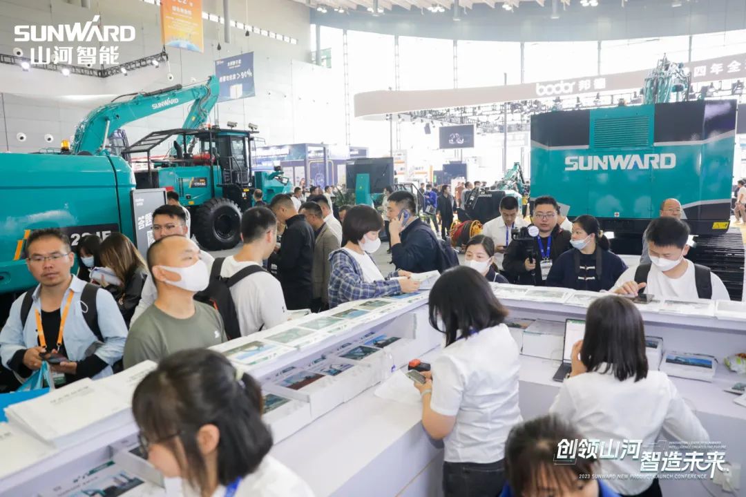 2023 CICEE | UED在线官网网页版(中国)唯一官方网站智能亮相2023长沙国际工程机械展!智能化、电动化产品站C位