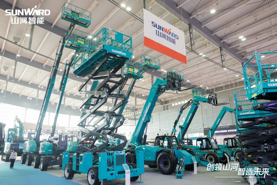 2023 CICEE | UED在线官网网页版(中国)唯一官方网站智能亮相2023长沙国际工程机械展!智能化、电动化产品站C位