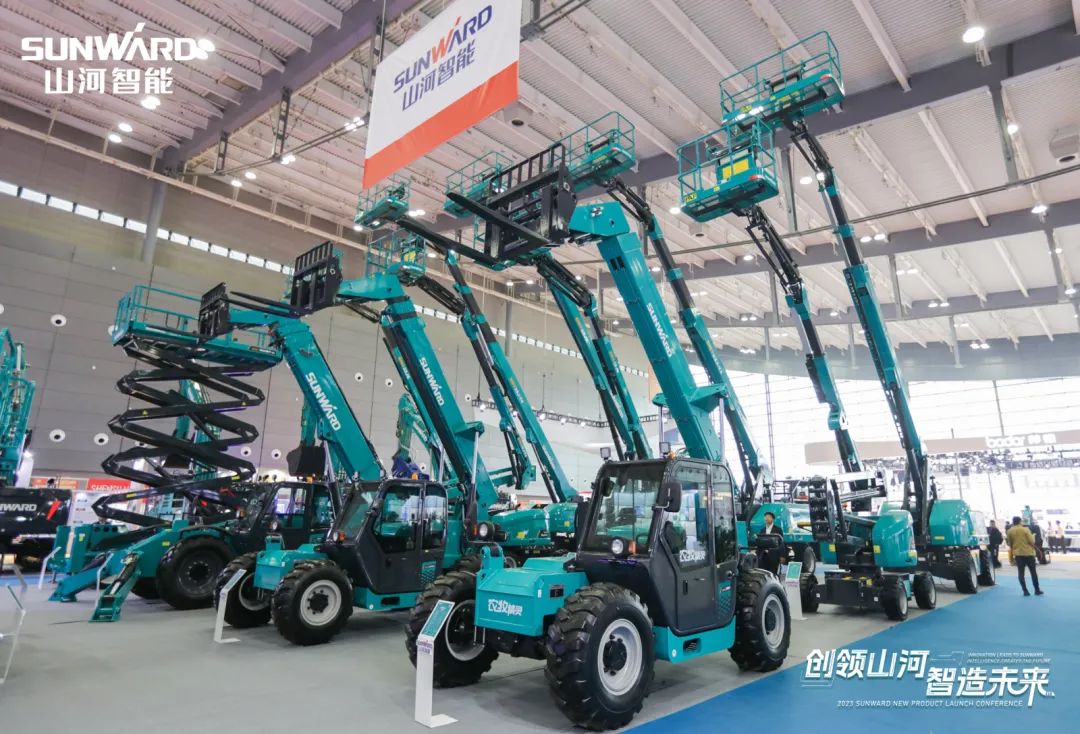 2023 CICEE | UED在线官网网页版(中国)唯一官方网站智能亮相2023长沙国际工程机械展!智能化、电动化产品站C位