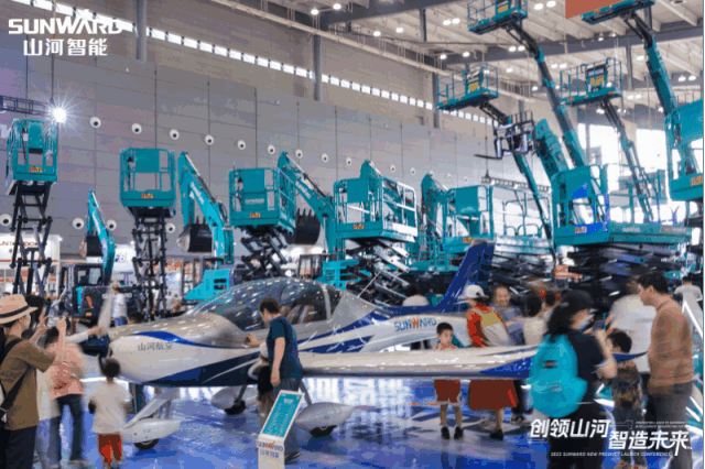 闪耀2023 CICEE!看UED在线官网网页版(中国)唯一官方网站智能“明星产品”有多“炫”