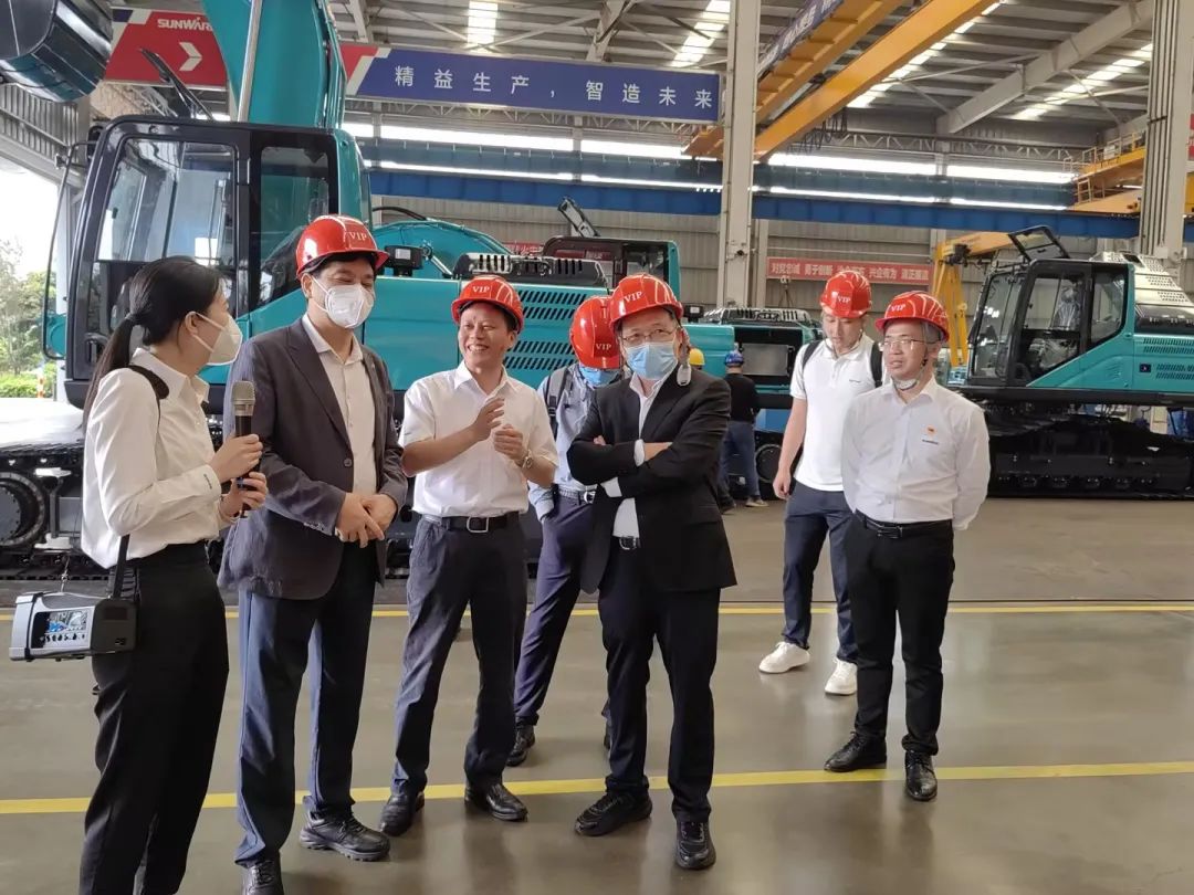 中国科学院院士陈十一率队到访UED在线官网网页版(中国)唯一官方网站智能