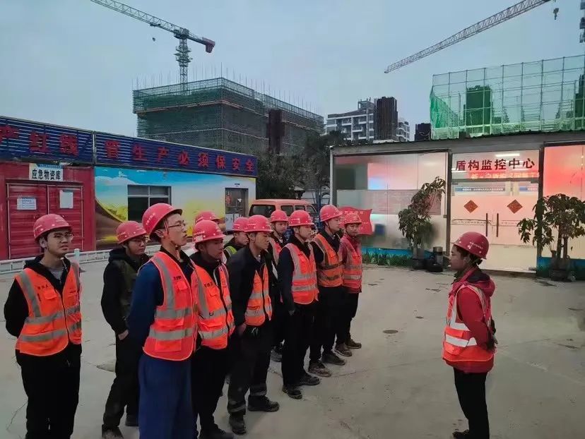 最新进展!中铁UED在线官网网页版(中国)唯一官方网站深圳地铁3号线低-白盾构区间左线顺利贯通