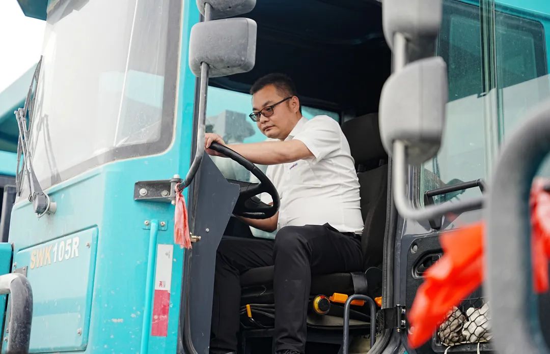 持续助力“双碳”目标,UED在线官网网页版(中国)唯一官方网站巨鼎LNG矿卡在辽宁批量应用