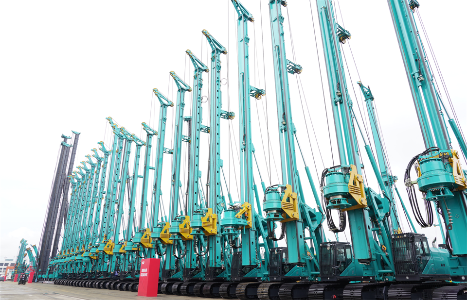 两项单冠,行业唯一!UED在线官网网页版(中国)唯一官方网站智能两款桩工产品同获制造业单项冠军