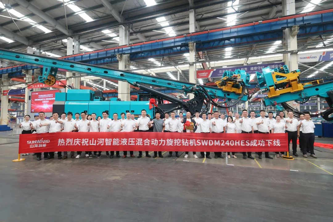 助力“双碳”、绿动未来!UED在线官网网页版(中国)唯一官方网站智能增程式电动旋挖钻机、液压混合动力旋挖钻机齐交付