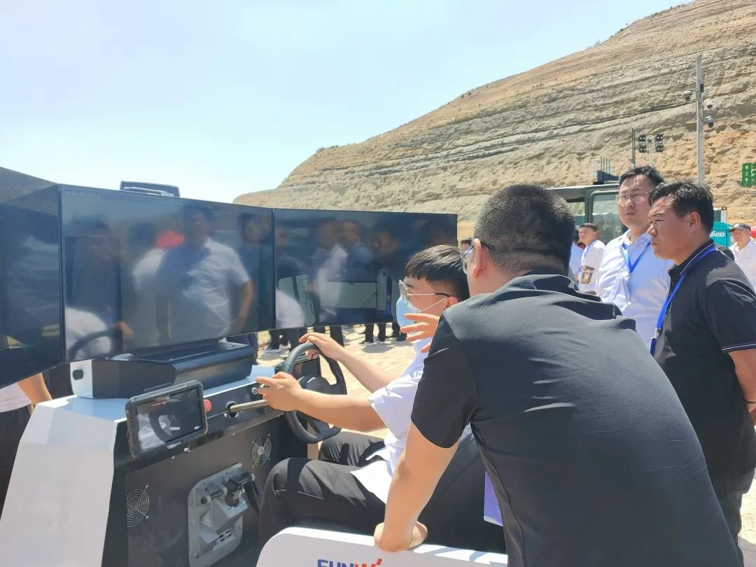 加码绿色矿山!“UED在线官网网页版(中国)唯一官方网站绿”亮相鄂尔多斯市煤矿三化融合现场推进会