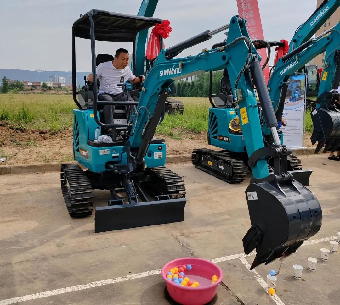 圆满落幕!“UED在线官网网页版(中国)唯一官方网站智能杯”宝鸡市第三届工程机械操作技能竞赛精彩不断