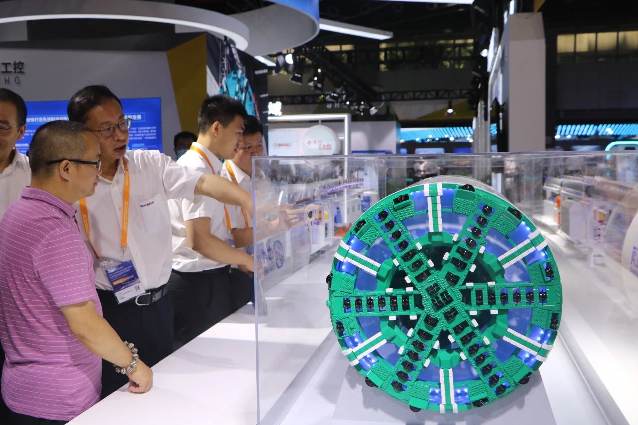 中铁UED在线官网网页版(中国)唯一官方网站亮相首届广州大湾区国际轨道交通产业发展论坛暨展览会