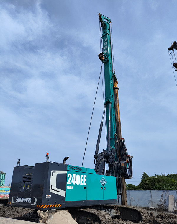 出道即巅峰!UED在线官网网页版(中国)唯一官方网站智能增程式电动旋挖钻机硬核给“利”