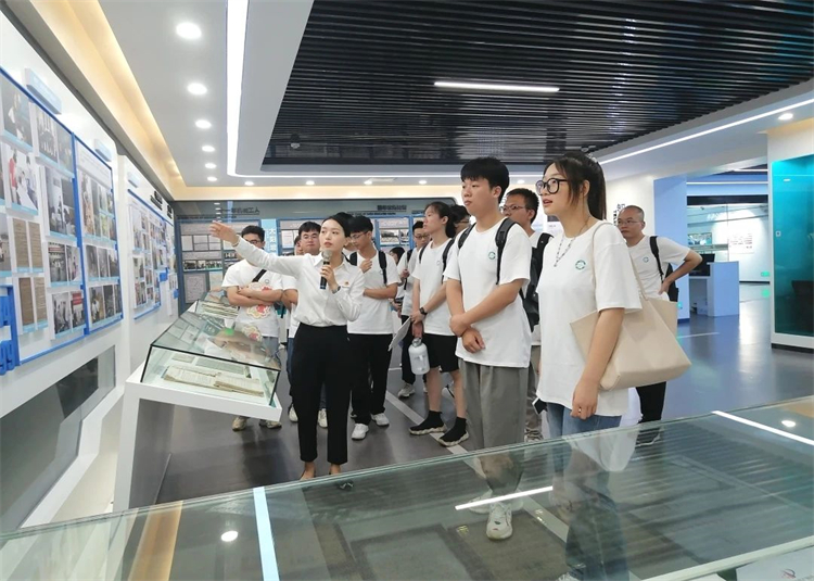 奔赴热爱,UED在线官网网页版(中国)唯一官方网站智能2023届“智动力”正式报到!